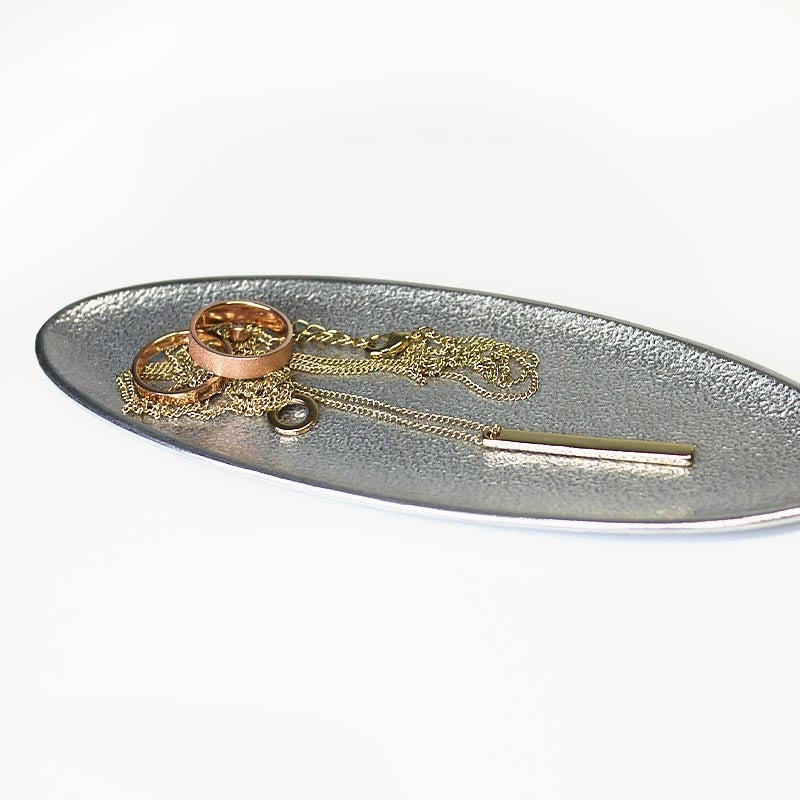 METAL INCENSE PLATE -  Oval Silver